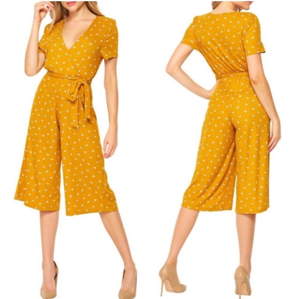 NWT Velvet Torch Mustard Color Flower Print Wide Leg Crop Jumper Size XL